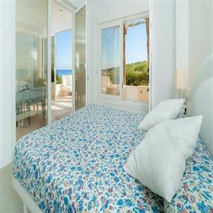 Main bedroom 2