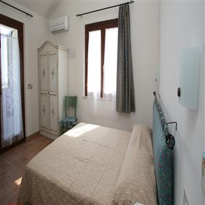 N.1 three rooms
