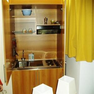 N.8 single-room