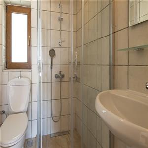 Main Bedroom Bathroom