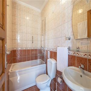 First Floor Bathroom