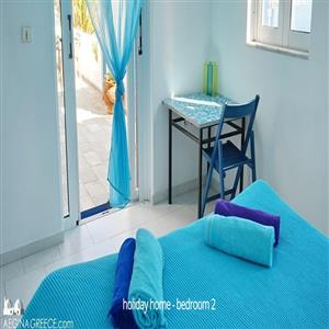 bed room with access at the terace