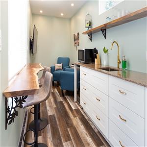 The Elmira Suite - Living space