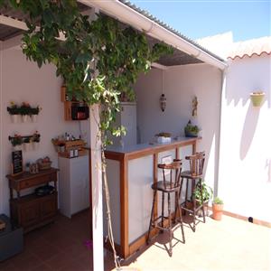bar