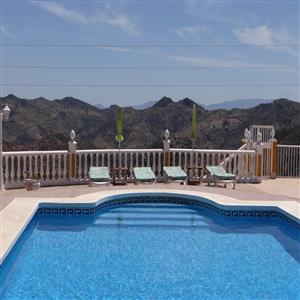 relax @ the swimming pool
